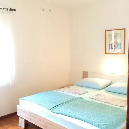 Lejlighed Buneta *